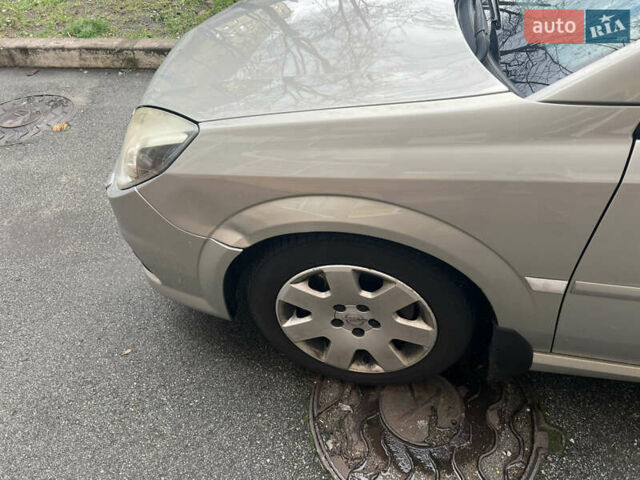 Серый Опель Вектра, объемом двигателя 2.2 л и пробегом 234 тыс. км за 6400 $, фото 19 на Automoto.ua