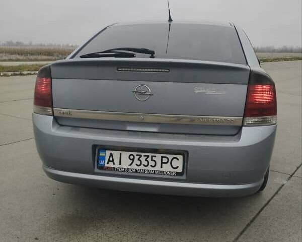 Серый Опель Вектра, объемом двигателя 2.2 л и пробегом 412 тыс. км за 4500 $, фото 5 на Automoto.ua