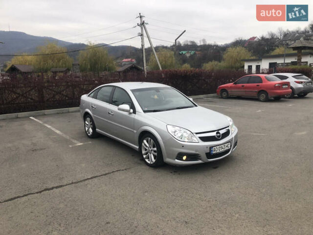 Серый Опель Вектра, объемом двигателя 1.9 л и пробегом 250 тыс. км за 4800 $, фото 2 на Automoto.ua