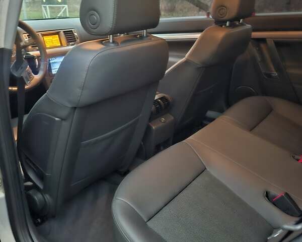 Серый Опель Вектра, объемом двигателя 1.9 л и пробегом 214 тыс. км за 6400 $, фото 19 на Automoto.ua