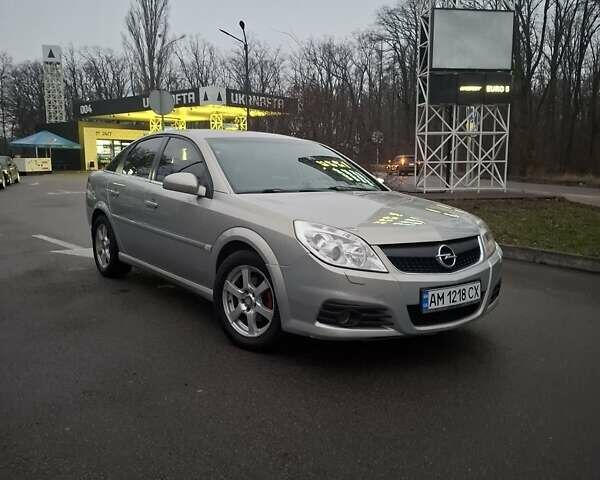Серый Опель Вектра, объемом двигателя 1.9 л и пробегом 214 тыс. км за 6400 $, фото 3 на Automoto.ua