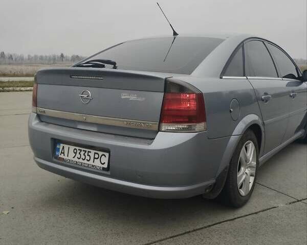 Серый Опель Вектра, объемом двигателя 2.2 л и пробегом 412 тыс. км за 4500 $, фото 3 на Automoto.ua