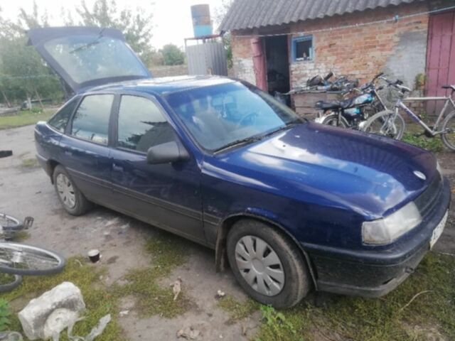 Синій Опель Вектра, об'ємом двигуна 1.6 л та пробігом 25 тис. км за 1400 $, фото 7 на Automoto.ua