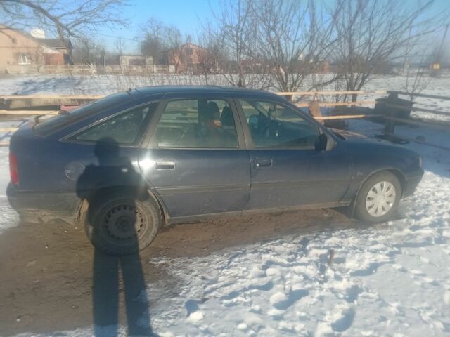 Синій Опель Вектра, об'ємом двигуна 1.6 л та пробігом 25 тис. км за 1400 $, фото 4 на Automoto.ua