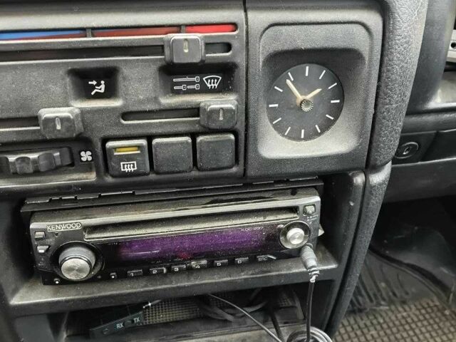 Синій Опель Вектра, об'ємом двигуна 1.5 л та пробігом 300 тис. км за 1400 $, фото 4 на Automoto.ua