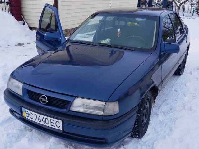 Синий Опель Вектра, объемом двигателя 1.7 л и пробегом 300 тыс. км за 1499 $, фото 1 на Automoto.ua