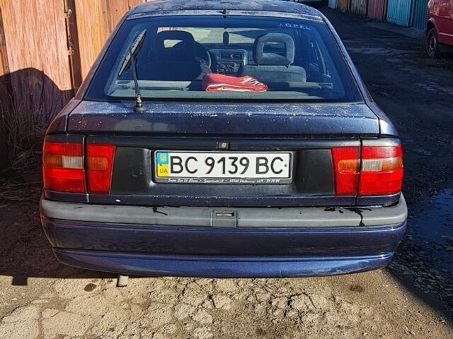 Синій Опель Вектра, об'ємом двигуна 1.6 л та пробігом 304 тис. км за 1500 $, фото 1 на Automoto.ua