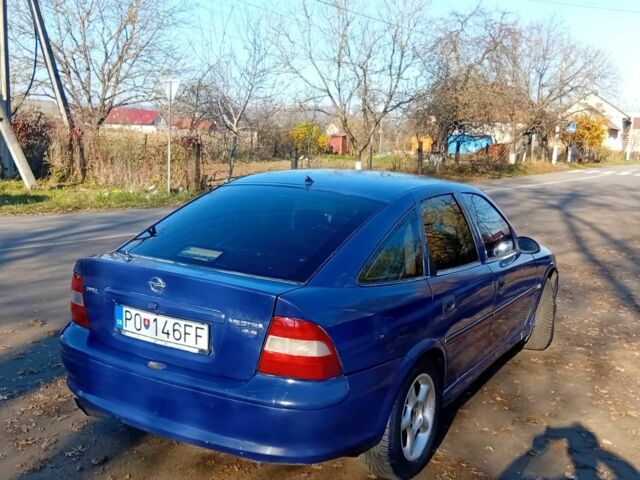 Синий Опель Вектра, объемом двигателя 0 л и пробегом 1 тыс. км за 1100 $, фото 1 на Automoto.ua
