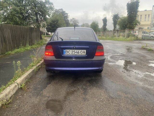 Синій Опель Вектра, об'ємом двигуна 1.8 л та пробігом 267 тис. км за 1800 $, фото 7 на Automoto.ua