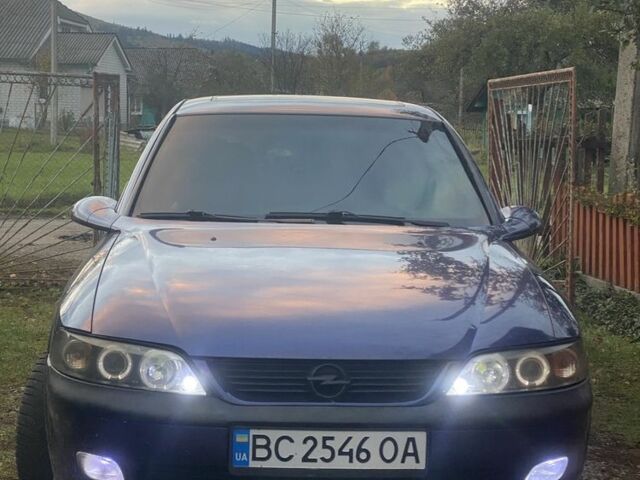 Синій Опель Вектра, об'ємом двигуна 1.8 л та пробігом 267 тис. км за 1800 $, фото 3 на Automoto.ua