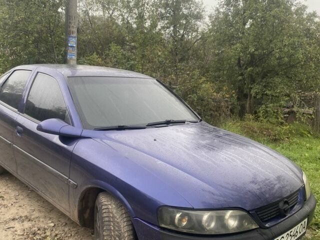 Синій Опель Вектра, об'ємом двигуна 1.8 л та пробігом 267 тис. км за 1800 $, фото 4 на Automoto.ua