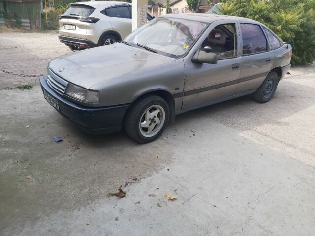 Синій Опель Вектра, об'ємом двигуна 0 л та пробігом 3 тис. км за 557 $, фото 1 на Automoto.ua