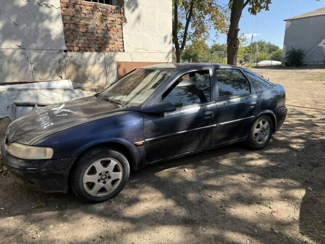 Синій Опель Вектра, об'ємом двигуна 2 л та пробігом 30 тис. км за 656 $, фото 1 на Automoto.ua