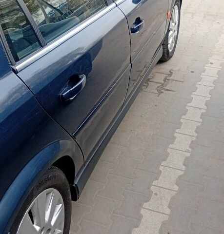 Синий Опель Вектра, объемом двигателя 2.2 л и пробегом 350 тыс. км за 3800 $, фото 3 на Automoto.ua