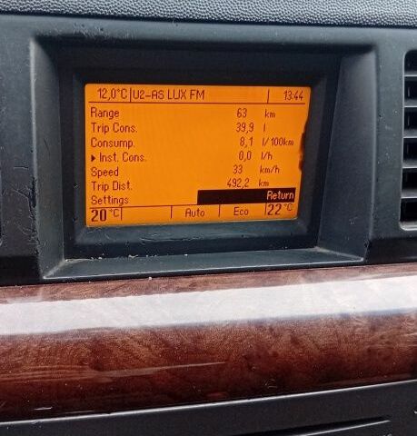 Синий Опель Вектра, объемом двигателя 2.2 л и пробегом 350 тыс. км за 3800 $, фото 7 на Automoto.ua