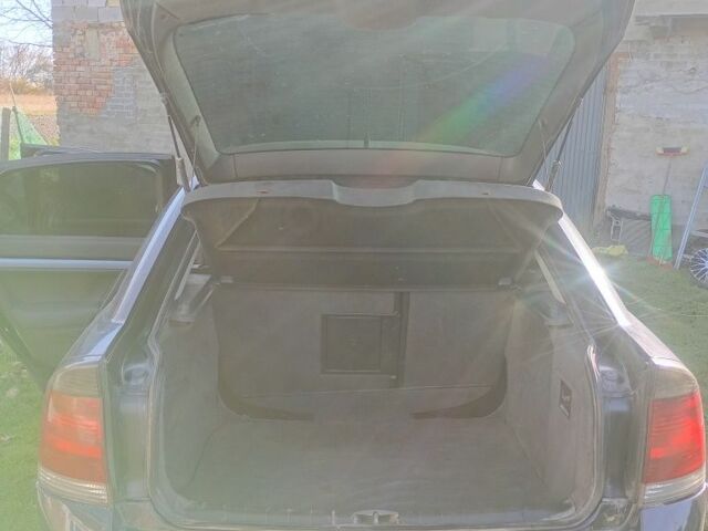 Синий Опель Вектра, объемом двигателя 2.2 л и пробегом 370 тыс. км за 700 $, фото 5 на Automoto.ua