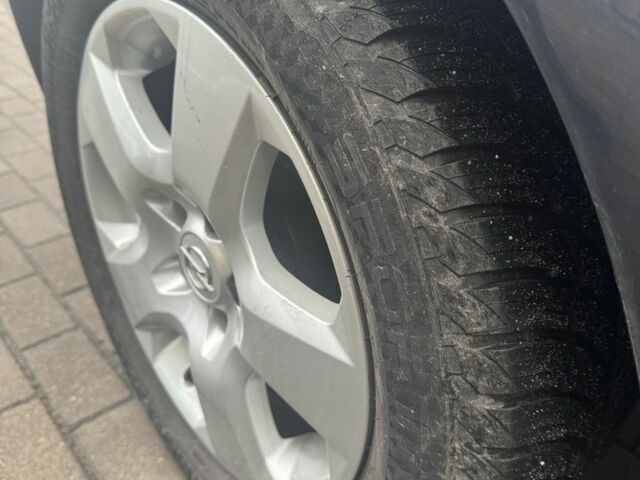 Синий Опель Вектра, объемом двигателя 1.8 л и пробегом 166 тыс. км за 4650 $, фото 2 на Automoto.ua