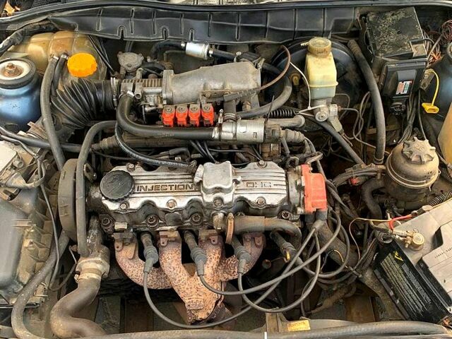 Синий Опель Вектра, объемом двигателя 2 л и пробегом 0 тыс. км за 900 $, фото 3 на Automoto.ua