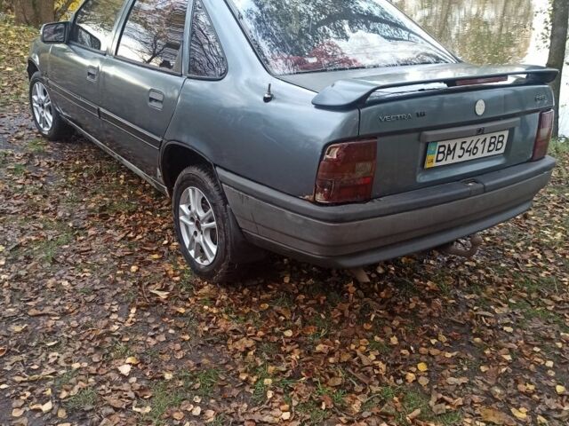 Синий Опель Вектра, объемом двигателя 1.6 л и пробегом 358 тыс. км за 800 $, фото 1 на Automoto.ua