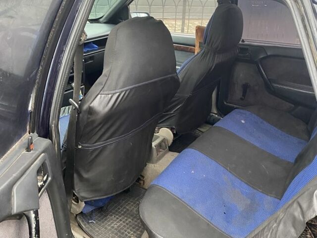 Синий Опель Вектра, объемом двигателя 1.6 л и пробегом 220 тыс. км за 900 $, фото 6 на Automoto.ua