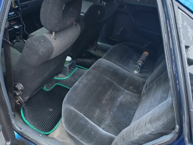 Синий Опель Вектра, объемом двигателя 2 л и пробегом 35 тыс. км за 1600 $, фото 6 на Automoto.ua