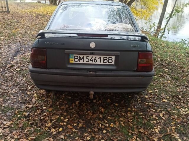 Синий Опель Вектра, объемом двигателя 1.6 л и пробегом 358 тыс. км за 800 $, фото 7 на Automoto.ua