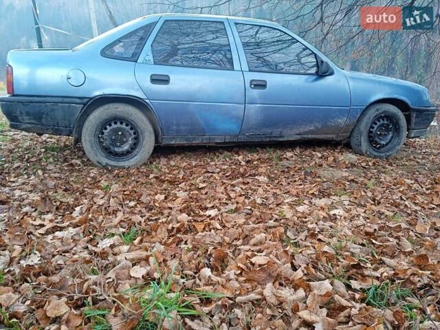 Синій Опель Вектра, об'ємом двигуна 1.8 л та пробігом 150 тис. км за 800 $, фото 3 на Automoto.ua