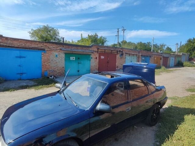 Опель Вектра 1989 в Александрие на Automoto.ua Синий Опель Вектра, объемом двигателя 2 л и пробегом 350 тыс. км за 1400 $, фото 1 на Automoto.ua