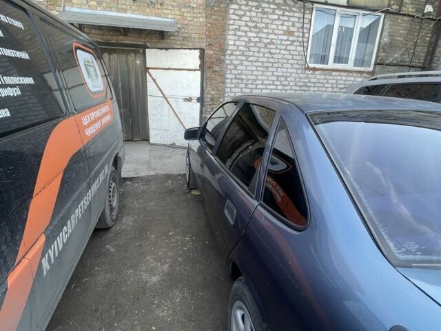 Синій Опель Вектра, об'ємом двигуна 2 л та пробігом 380 тис. км за 1750 $, фото 3 на Automoto.ua