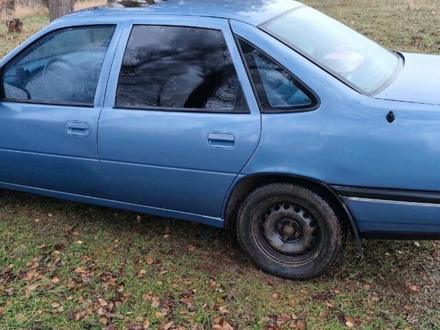 Синий Опель Вектра, объемом двигателя 2 л и пробегом 20 тыс. км за 1100 $, фото 3 на Automoto.ua