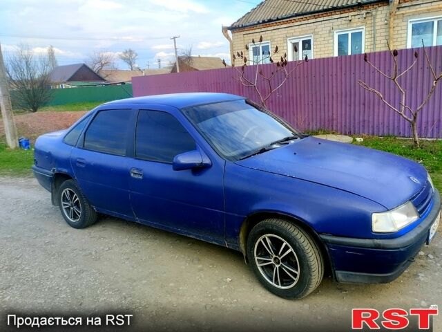 Синій Опель Вектра, об'ємом двигуна 1.8 л та пробігом 0 тис. км за 850 $, фото 2 на Automoto.ua