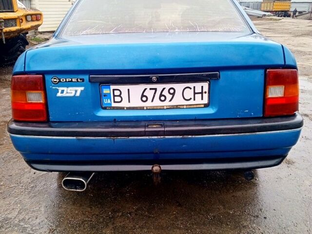 Опель Вектра 1989 в Полтаве на Automoto.ua Синий Опель Вектра, объемом двигателя 1.4 л и пробегом 0 тыс. км за 1500 $, фото 2 на Automoto.ua