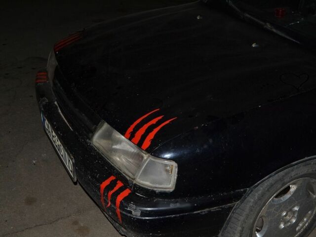 Синий Опель Вектра, объемом двигателя 2 л и пробегом 360 тыс. км за 1400 $, фото 1 на Automoto.ua