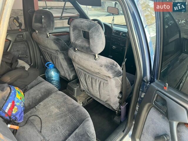 Синій Опель Вектра, об'ємом двигуна 2 л та пробігом 270 тис. км за 1900 $, фото 8 на Automoto.ua