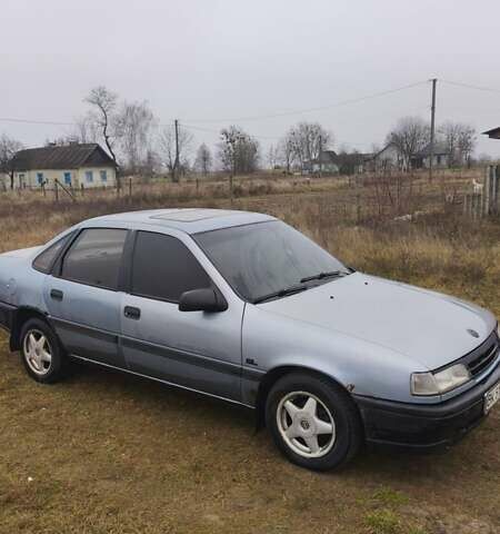 Синий Опель Вектра, объемом двигателя 1.6 л и пробегом 316 тыс. км за 950 $, фото 4 на Automoto.ua