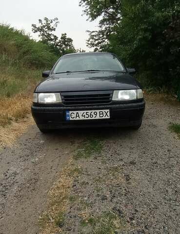 Синий Опель Вектра, объемом двигателя 1.77 л и пробегом 470 тыс. км за 2000 $, фото 11 на Automoto.ua