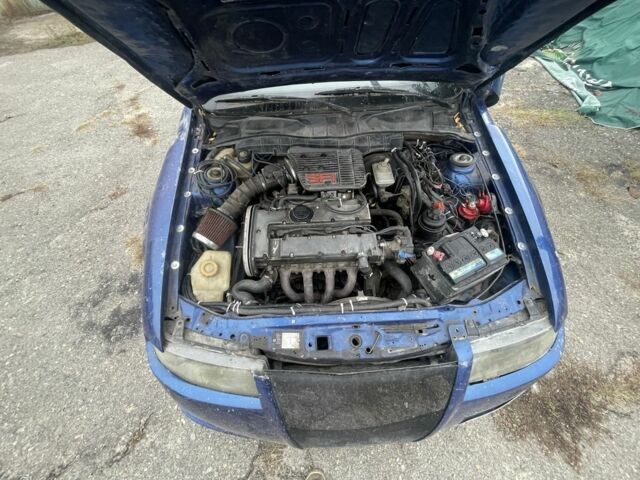 Синий Опель Вектра, объемом двигателя 2 л и пробегом 300 тыс. км за 850 $, фото 7 на Automoto.ua