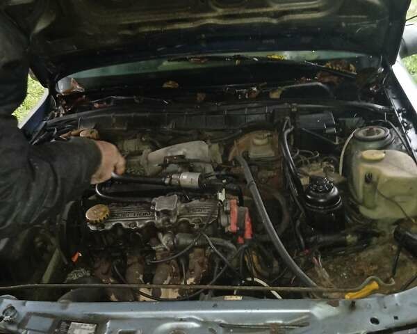 Синій Опель Вектра, об'ємом двигуна 1.6 л та пробігом 250 тис. км за 400 $, фото 3 на Automoto.ua