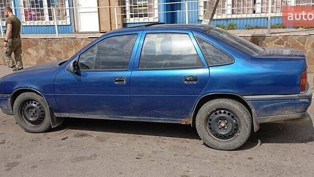 Синій Опель Вектра, об'ємом двигуна 2 л та пробігом 43 тис. км за 1400 $, фото 1 на Automoto.ua