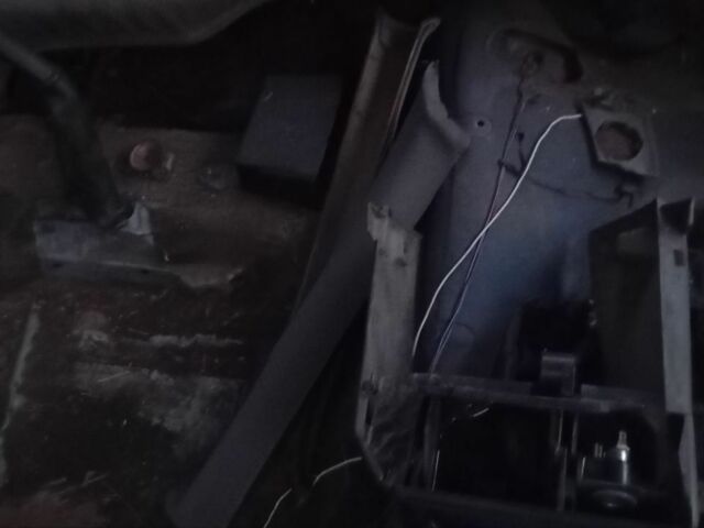 Синий Опель Вектра, объемом двигателя 1 л и пробегом 300 тыс. км за 357 $, фото 4 на Automoto.ua