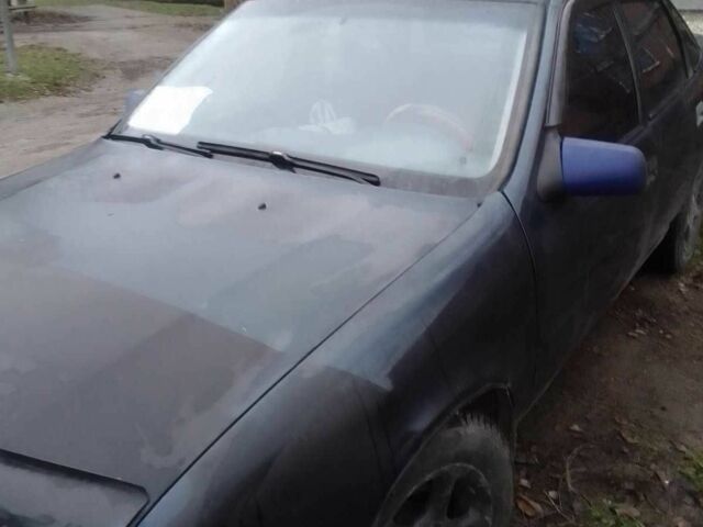 Синий Опель Вектра, объемом двигателя 1.6 л и пробегом 350 тыс. км за 900 $, фото 1 на Automoto.ua