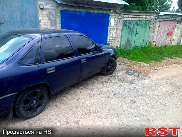 Синий Опель Вектра, объемом двигателя 1.8 л и пробегом 0 тыс. км за 1800 $, фото 1 на Automoto.ua