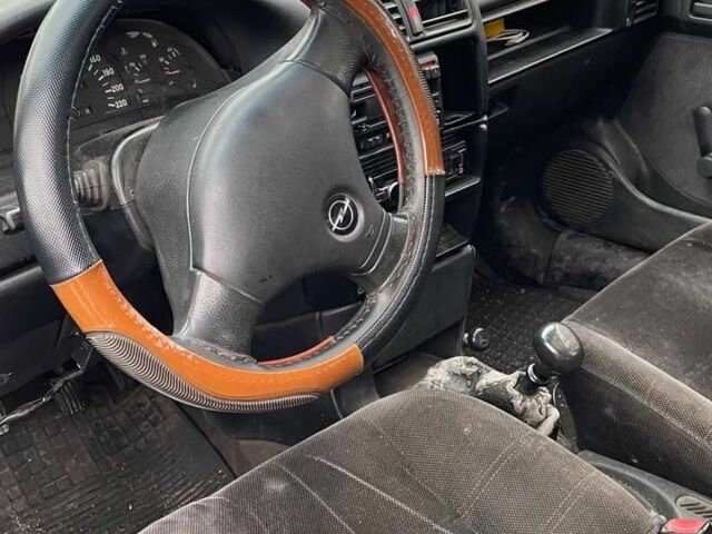 Синій Опель Вектра, об'ємом двигуна 2 л та пробігом 349 тис. км за 1500 $, фото 5 на Automoto.ua