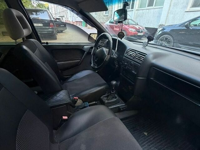 Синій Опель Вектра, об'ємом двигуна 1.6 л та пробігом 213 тис. км за 1250 $, фото 18 на Automoto.ua