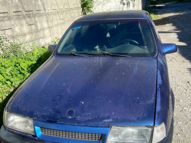 Синий Опель Вектра, объемом двигателя 1.7 л и пробегом 3 тыс. км за 894 $, фото 1 на Automoto.ua