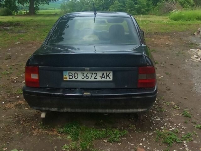 Синій Опель Вектра, об'ємом двигуна 2 л та пробігом 400 тис. км за 600 $, фото 1 на Automoto.ua