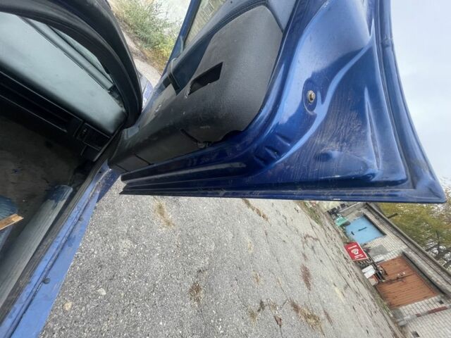 Синий Опель Вектра, объемом двигателя 2 л и пробегом 300 тыс. км за 850 $, фото 9 на Automoto.ua