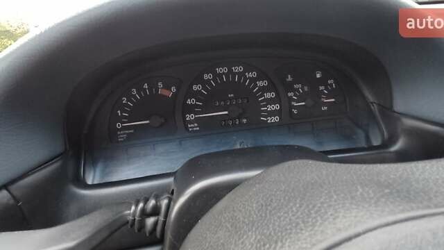 Опель Вектра 1991 в Шишаках на Automoto.ua Синий Опель Вектра, объемом двигателя 1.8 л и пробегом 362 тыс. км за 1500 $, фото 1 на Automoto.ua
