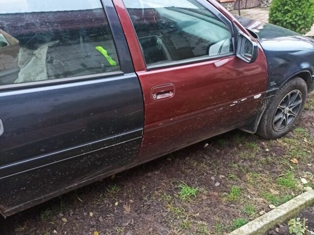 Синій Опель Вектра, об'ємом двигуна 1.8 л та пробігом 360 тис. км за 2081 $, фото 1 на Automoto.ua