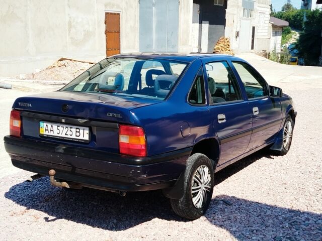 Синий Опель Вектра, объемом двигателя 1.6 л и пробегом 600 тыс. км за 900 $, фото 6 на Automoto.ua
